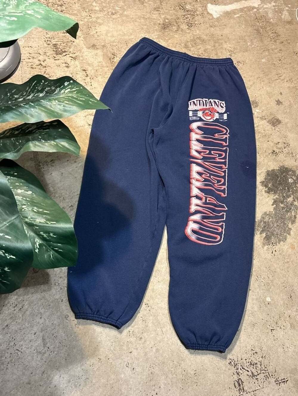 Spectator Sportswear Cleveland Indians Sweatpants Size XL Vintage 1994